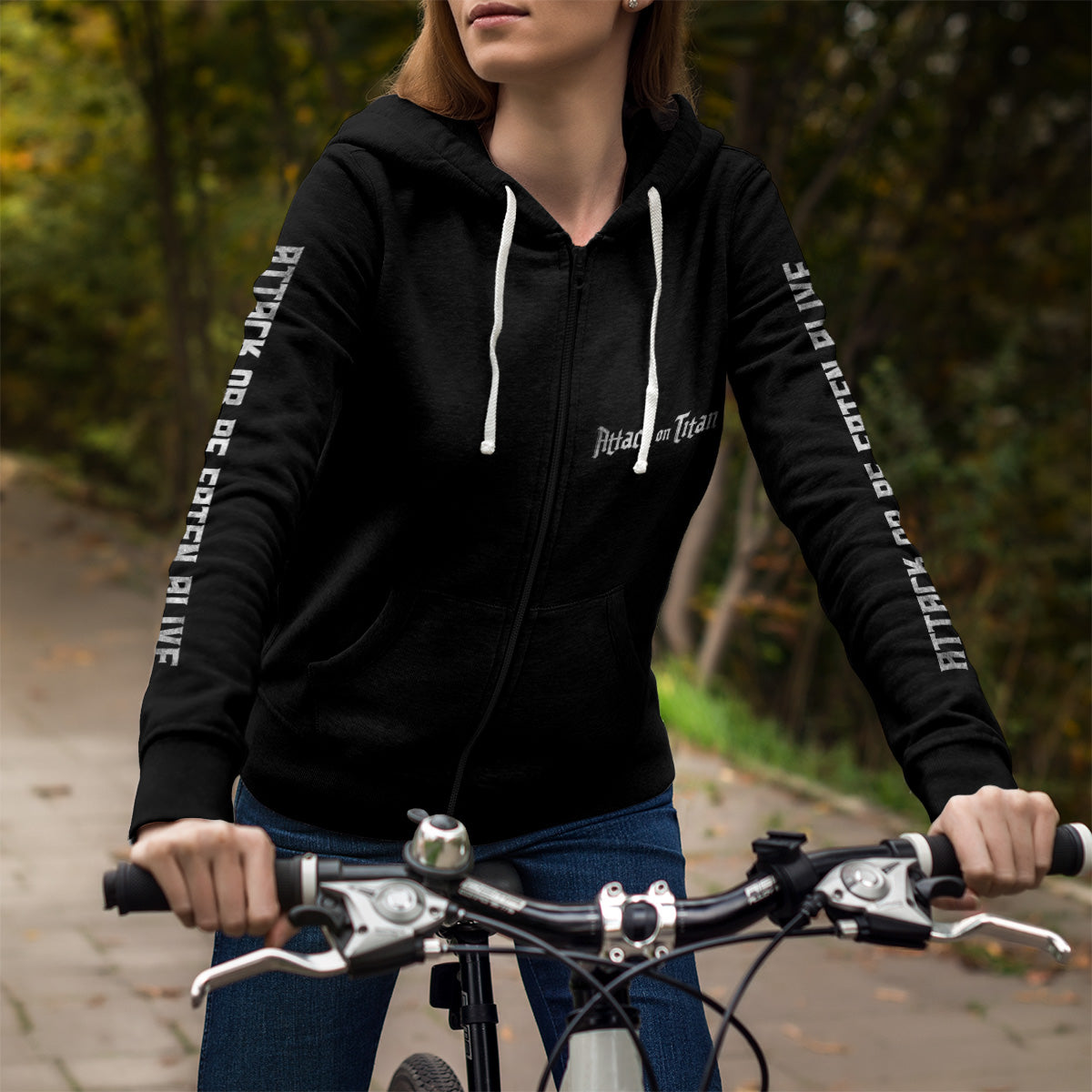 ZippedHoodieIAttackOrBeEatenAlive-femalemodel2 ZippedHoodieIAttackOrBeEatenAlive femalemodel2 - Gear Anime